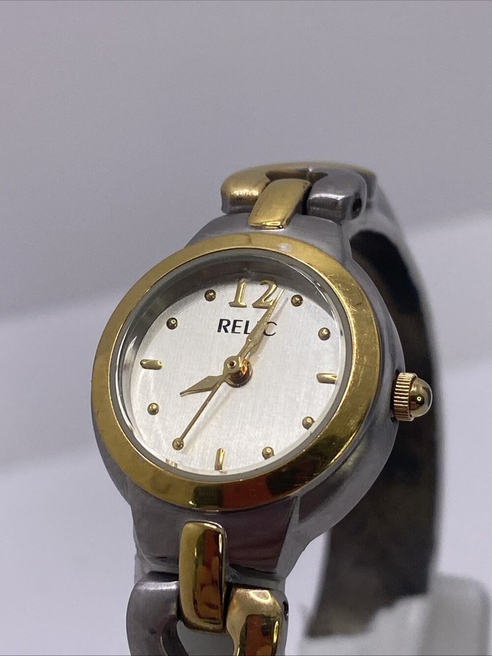 Vintage Womens Fossil Silver Tone Watch Works New Battery